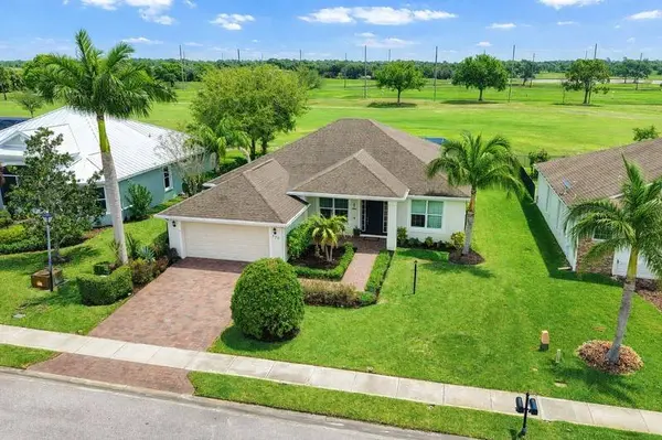 570 Gossamer Wing WAY, Sebastian, FL 32958