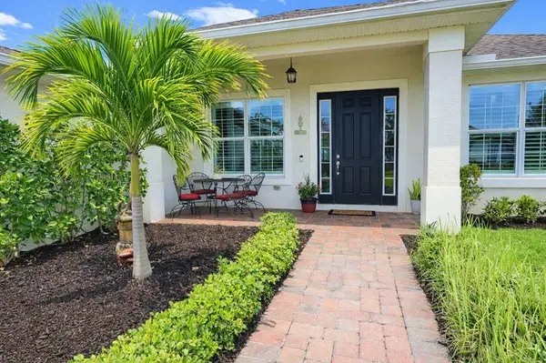 570 Gossamer Wing WAY, Sebastian, FL 32958