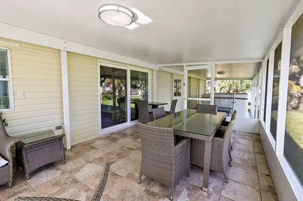 1201 Chipewa DR, Barefoot Bay, FL 32976