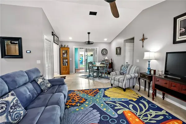 175 9th CT, Vero Beach, FL 32962