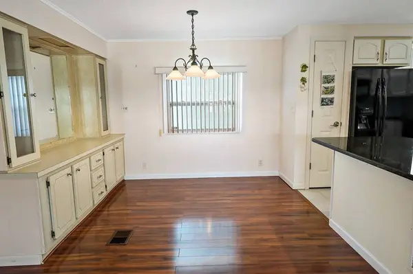 926 Frangi Pani DR, Barefoot Bay, FL 32976