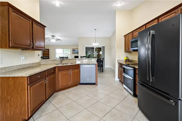 1037 Topsail LN, Sebastian, FL 32958