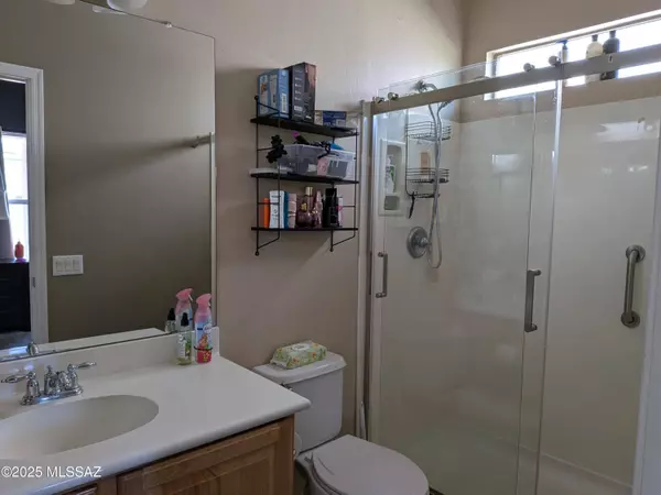 7514 W Phobos Drive, Tucson, AZ 85743