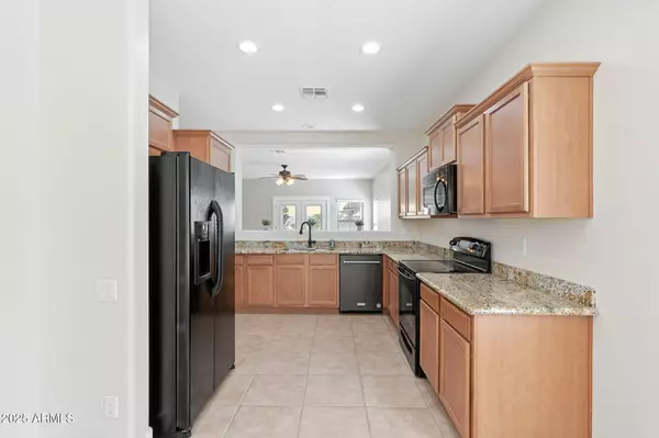 42760 W KENDRA Way, Maricopa, AZ 85138