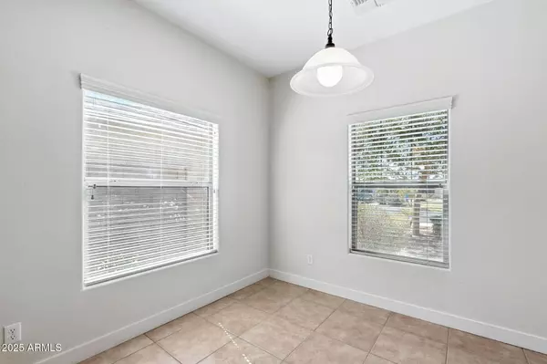 42760 W KENDRA Way, Maricopa, AZ 85138