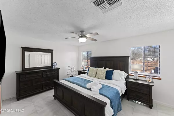 16620 S Delgado Road, Sahuarita, AZ 85629