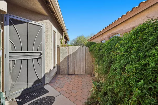 15123 S Theodore Roosevelt Way, Sahuarita, AZ 85629