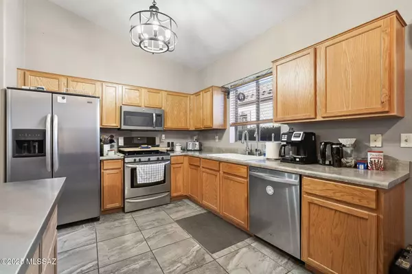 15123 S Theodore Roosevelt Way, Sahuarita, AZ 85629