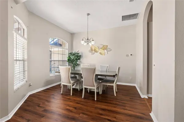 1125 CROWN ISLE CIR, Apopka, FL 32712