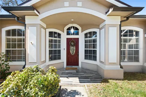 1125 CROWN ISLE CIR, Apopka, FL 32712
