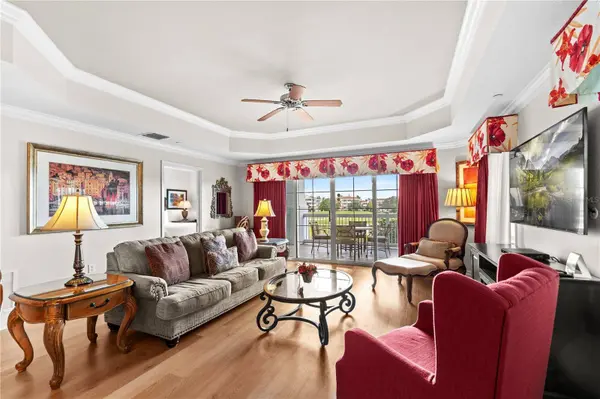 1100 SUNSET VIEW CIR #204, Reunion, FL 34747