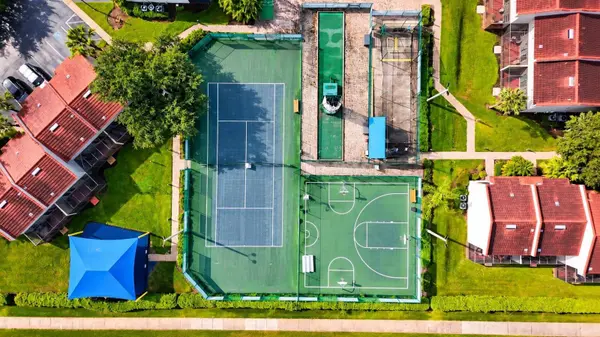 1122 SPACEPORT CT, Kissimmee, FL 34746