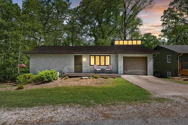 6 Gamlingay Ln, Bella Vista, AR 72714