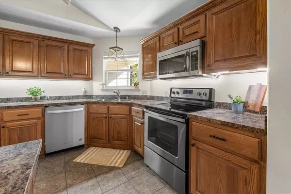 48 Westbury Dr, Bella Vista, AR 72714