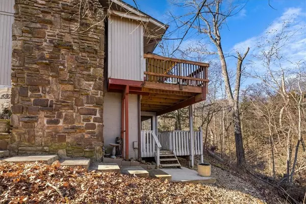 31 Abingdon Ln, Bella Vista, AR 72715