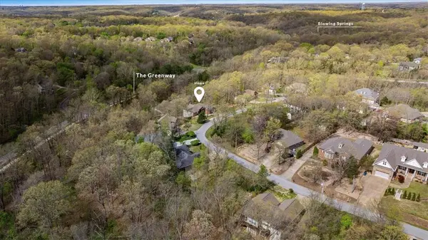 57 Sullivan Dr, Bella Vista, AR 72714