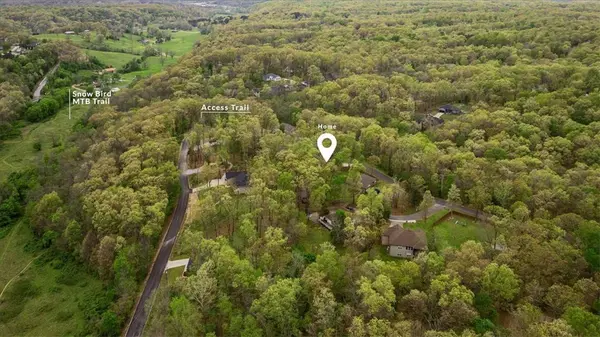 86 Rillington Dr, Bella Vista, AR 72714