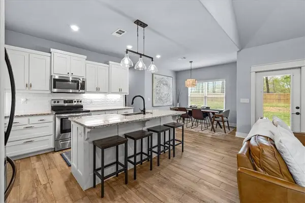 86 Rillington Dr, Bella Vista, AR 72714