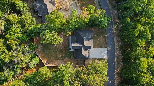 86 Rillington Dr, Bella Vista, AR 72714