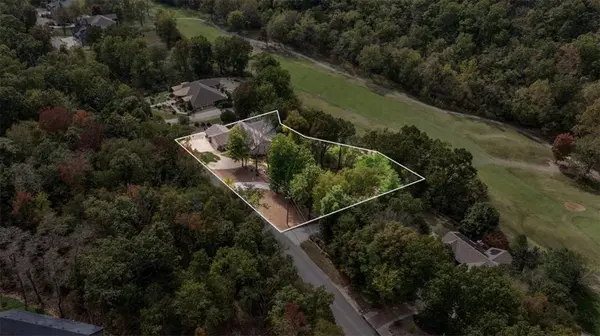 67 Pamona Dr, Bella Vista, AR 72715