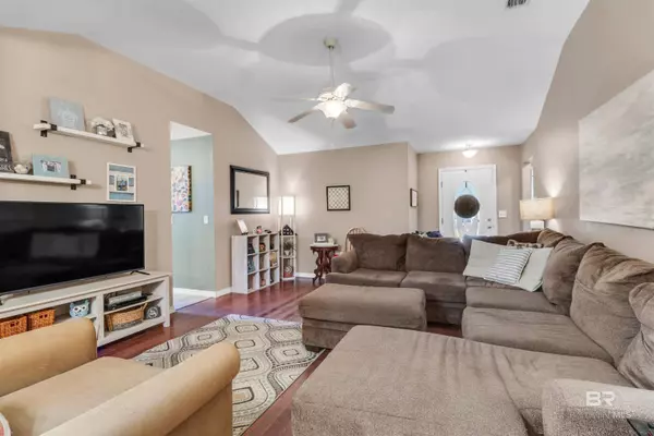 6766 Mighty Oaks Drive, Gulf Shores, AL 36542