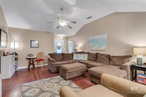 6766 Mighty Oaks Drive, Gulf Shores, AL 36542