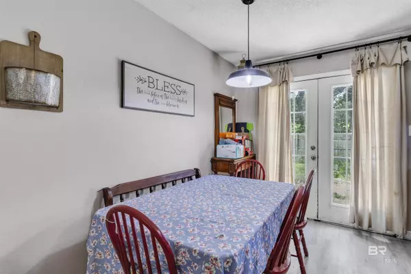 221 Howard Circle, Gulf Shores, AL 36542