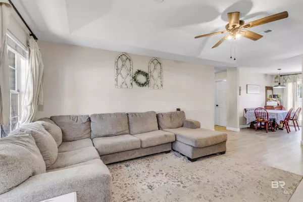 221 Howard Circle, Gulf Shores, AL 36542