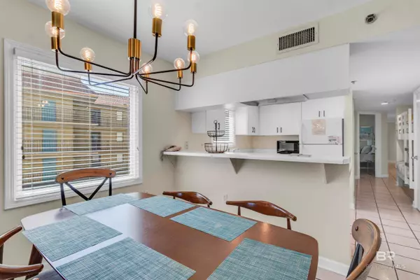 517 E Beach Boulevard #5D, Gulf Shores, AL 36542