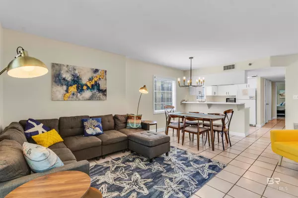 517 E Beach Boulevard #5D, Gulf Shores, AL 36542