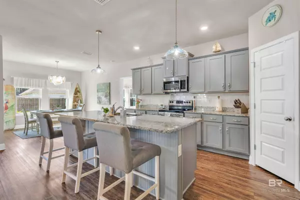 377 Apollo Avenue, Gulf Shores, AL 36542