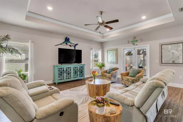 377 Apollo Avenue, Gulf Shores, AL 36542