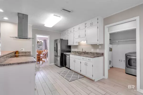 1413 Pineridge Drive, Gulf Shores, AL 36542