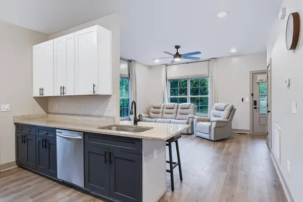 103 Broadway, Old Hickory, TN 37138