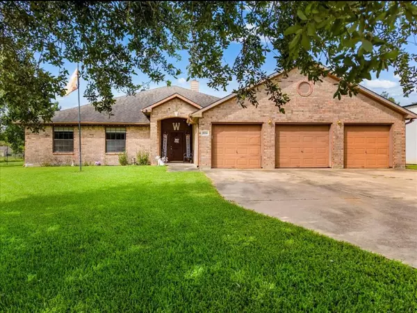 21214 Creek Rd, Manvel, TX 77578-4110