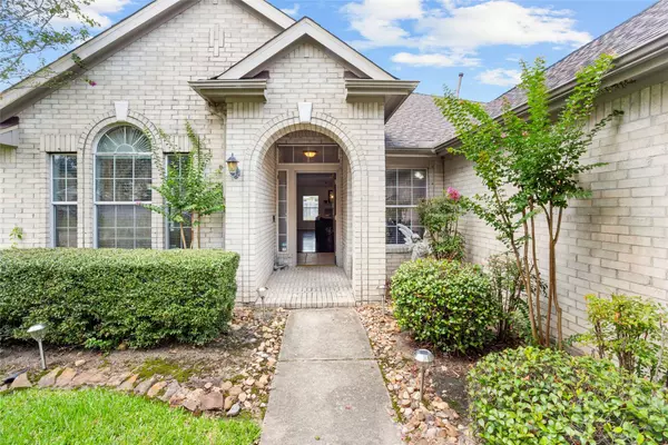 2117 Laughing Gull LN, League City, TX 77573