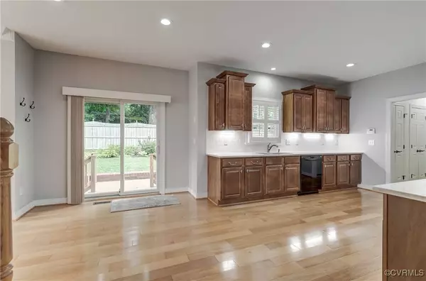 9409 Charter Lake DR, Mechanicsville, VA 23116