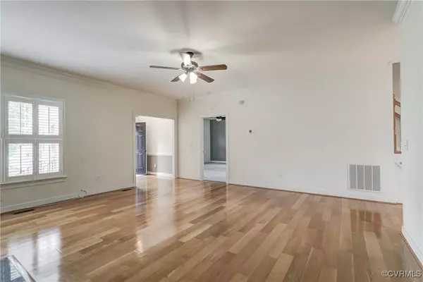 9409 Charter Lake DR, Mechanicsville, VA 23116