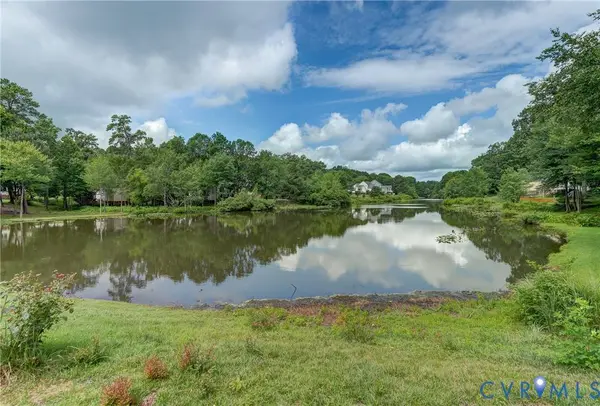 9409 Charter Lake DR, Mechanicsville, VA 23116