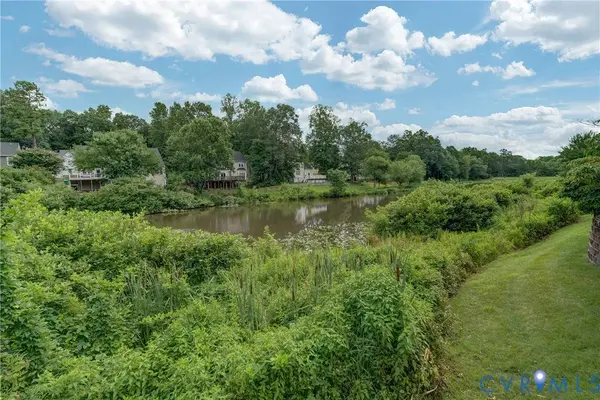 9409 Charter Lake DR, Mechanicsville, VA 23116