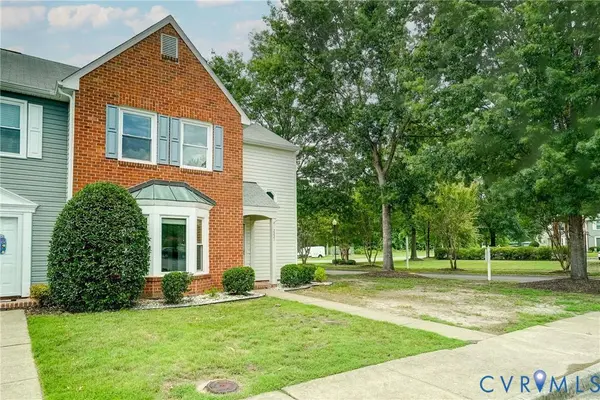 2221 High Bush CIR, Glen Allen, VA 23060