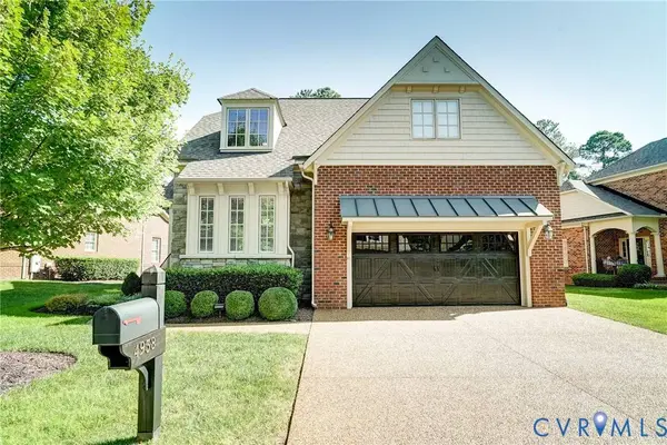 4938 Grey Oaks Villas DR, Glen Allen, VA 23059