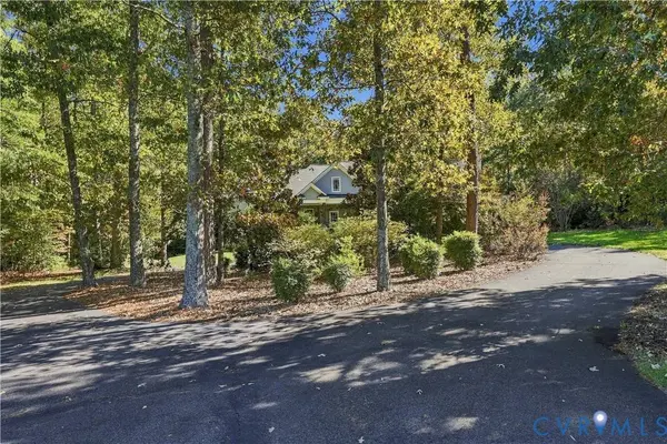 3056 Greywalls DR, Powhatan, VA 23139