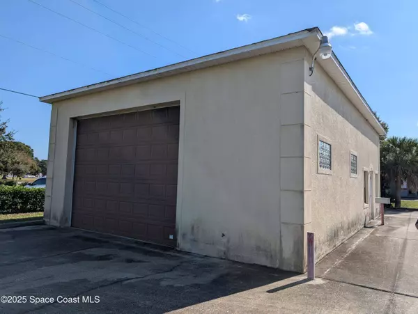 398 Barton BLVD, Rockledge, FL 32955