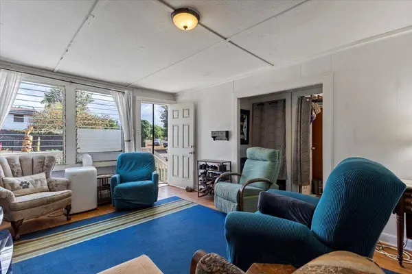 182 Ikea Pl #Unit A, Makawao, HI 96768