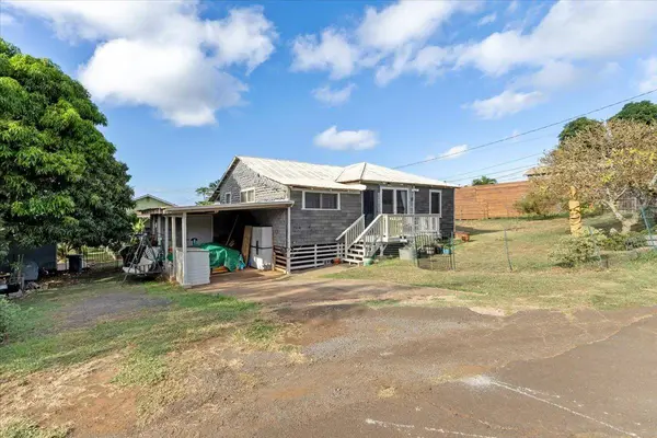 182 Ikea Pl #Unit A, Makawao, HI 96768