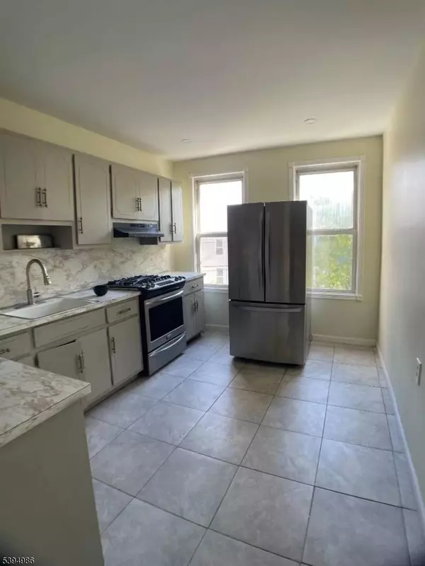 174 North 17th St #3, East Orange City, NJ 07017