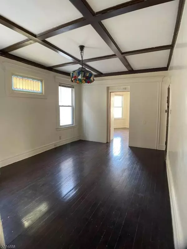 174 North 17th St #3, East Orange City, NJ 07017