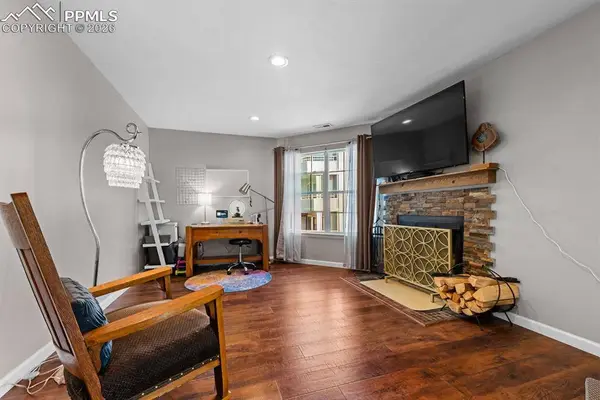 941 Tampico CT, Colorado Springs, CO 80910