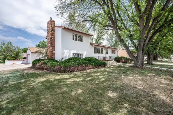 2100 Elmwood Lane, Pueblo, CO 81005